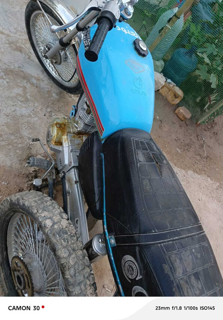 اربعه كير اصولي اوراق كاملة 
للبيع سعرها 490 
عوزها بس تاير خلفي 
الدراجه نضيفه بس عوزها ترتيب 
مكاني نجف  ‪***********

نص مكتوب في الصور:
- CAMON 30 23mm f/1.8 1/100s ISO156
- CAMON 30 23mm f/1.8 1/100s ISO140
- CAMON 30 23mm f/1.8 1/100s ISO145