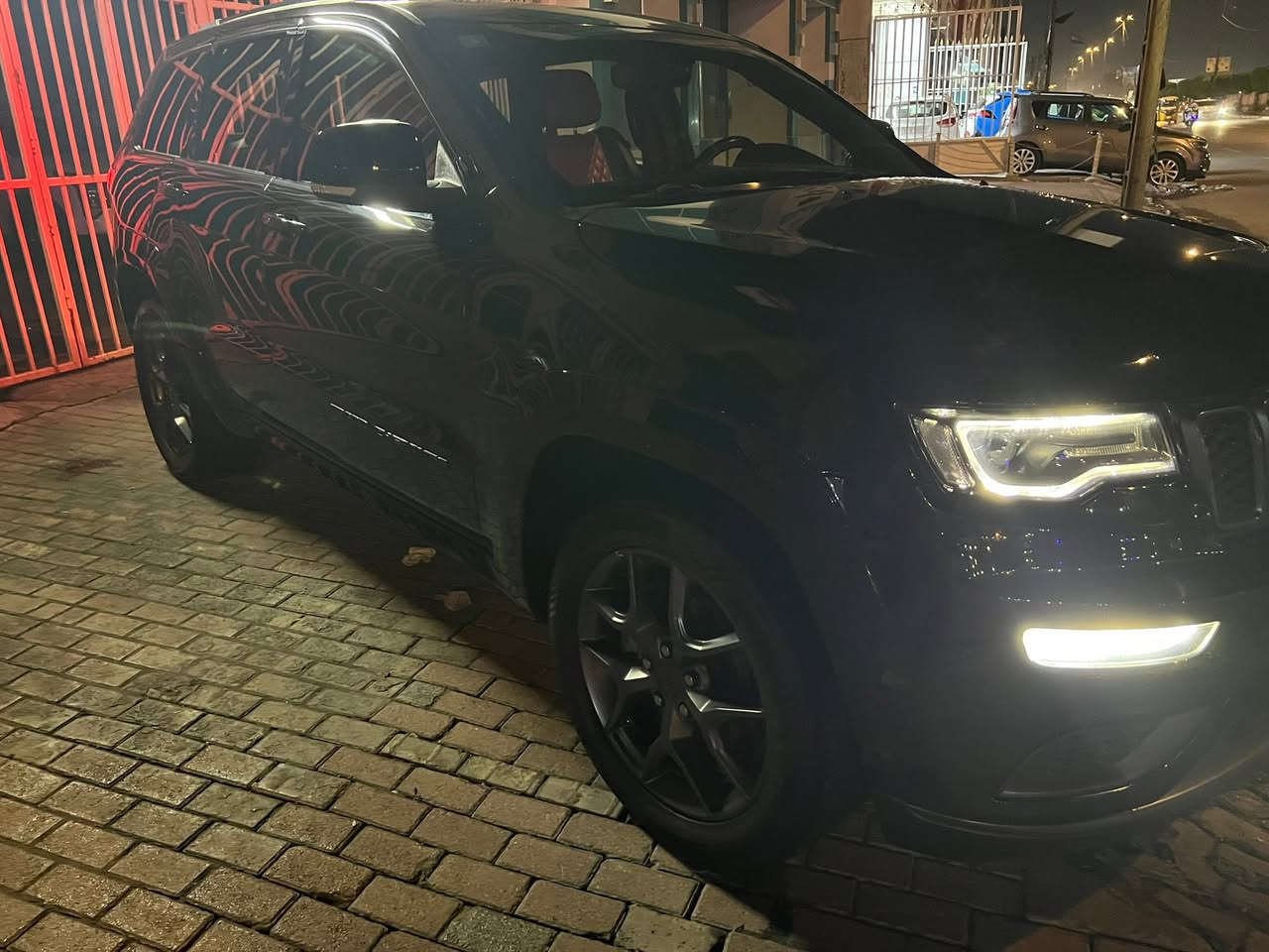 للبيع جيب s موديل 20 مكفوله من الصبغ والبارد ماشيه ٤٨ رقم بغداد اي ستفسار ***********
