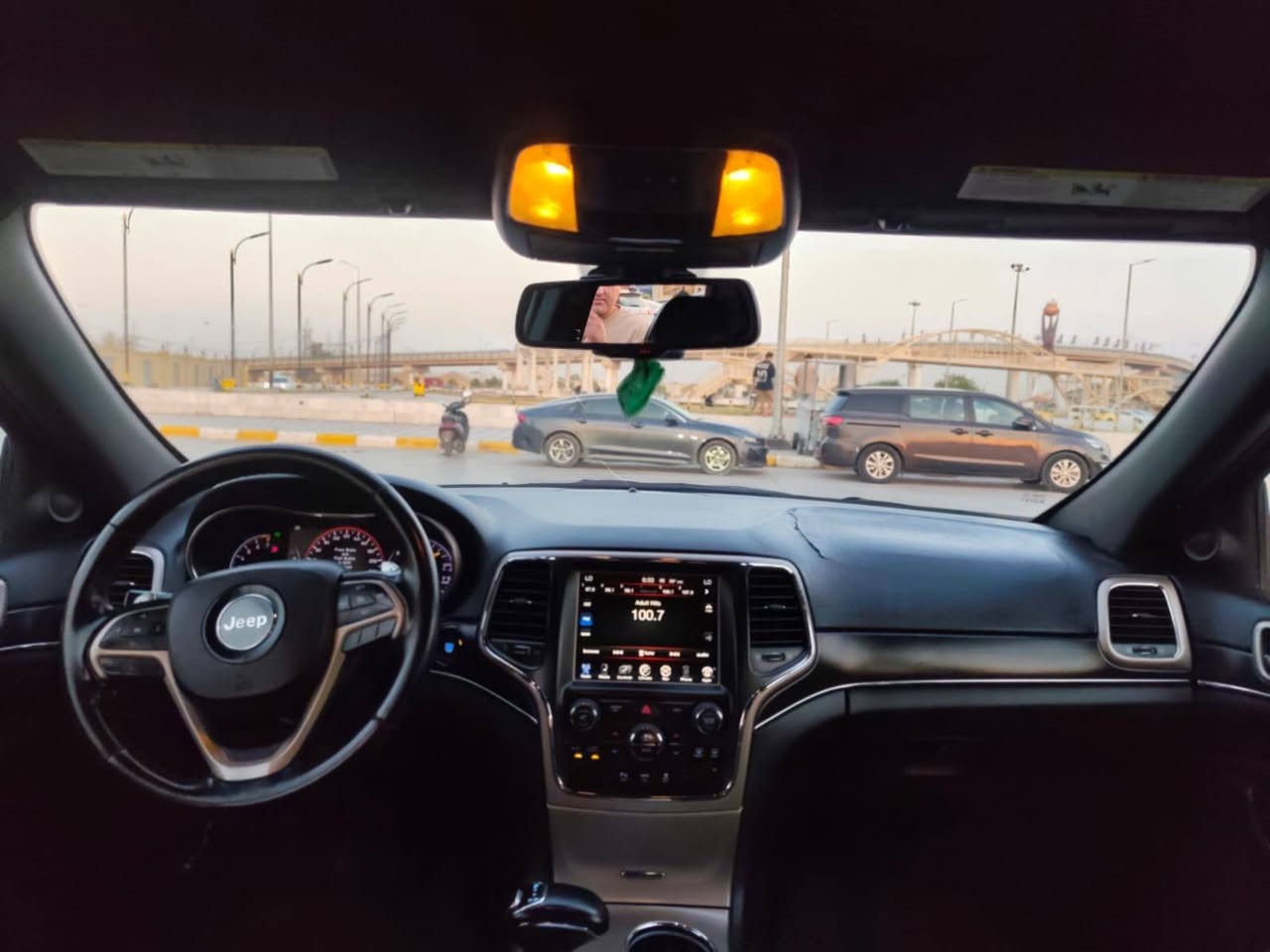 جيب كراند شيروكي 2015
رقم واسط
لمتدد
نص مواصفات 
السيارة جاهزة من كل شي 
ماشية 88 mi
السعر 190$ بيهة مجال قليل 
السيارة حادثهة جاملغ وبنيد مبدلات اصليات نفس الون 
***********
