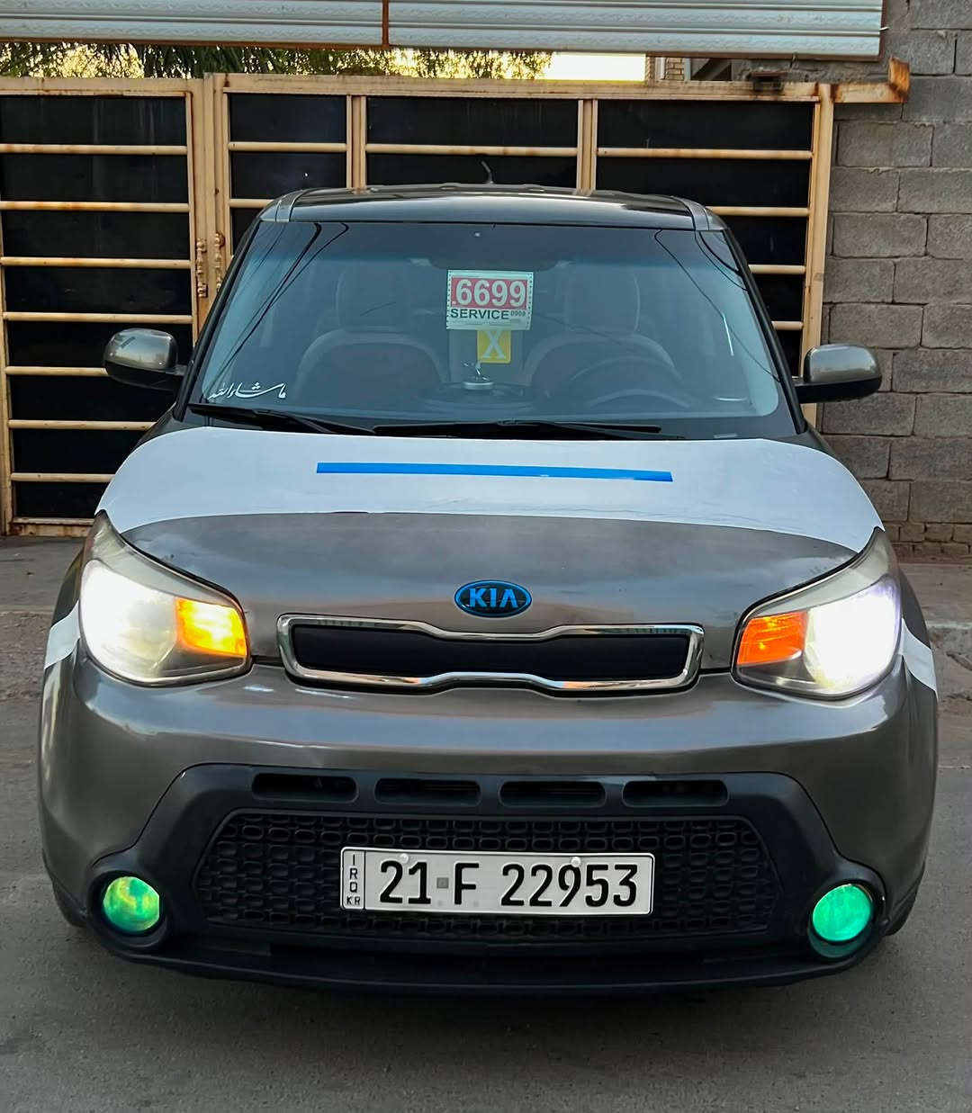 سـلام عـلـيـكـم
كـيا صول 2016   KIA SUOL *S* 
مـواصـفـات اعتيادية 
الـعداد { 140mi }  
ضرر : بيهة بنيد على البارد راجع بدون داخل  صور الحادث  بدون ايرباك مرفق
* محرك 1600 سي سي
* كير أوتوماتيك  6 نمر
* كشنات جلد
* كاميرا خلفية
* شاشة لمس
* بلوتوث + USB + AUX
* كروز كنترول
* فول تحكم استيرن جهتين
* مرايا كهربائية مع إشارات
* زجاج كهربائي
* ريموت + سنتر لوك
* أضواء ضباب
* TCS نظام مانع انزلاق
* ECO نظام تقليل الوقود 
* لايتات زينون عالي وناصي اصلي
* داخل اسود ملكي 
* تخم تايرات جدد
* ⁠تبريد ثلج 
السيارة جاهزة ماتصرف عليهة دينار كبل للشارع كتلوكات الشركة بيها كهربائيات كلهة شغال مكيانيك صدر امامي خلفي كله جديد السعر 98$ ورقة مناسب وبلعافية عل ياخذه السيارة استخدام شخصي وممتعوبة مكاني بغداد الرصافة 
هـ ***********
