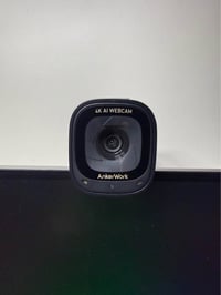ويب كام من شركة anker  دقة 4k 60fps   السعر : 80 الف دينار الرقم : 078...