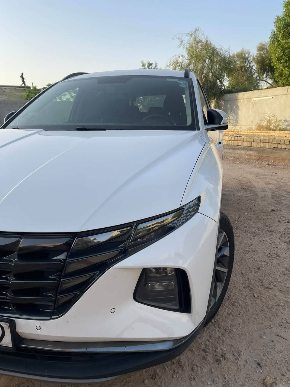 توسان 2023 خليجي
99‏998 km

 رقم اربيل 

اوتو هولد 

بصمة وتشغيل عن بعد 

داخل اسود 

مري شفط وترحيب 

كشنات كهرباء 

حساسات امامي خلفي 

شاحن واير ليس 

بردات خلفية 

السونار مرفق في الصور 

مكان السيارة بغداد السعر 190 

***********

نص مكتوب في الصور:
- مركز SRT لفحص السيارات بالسونر
- خدوش صبغ تبديل بارد
- ملاحظه: نخلي كامل مسؤوليتنا بعد الفحص وتسليم التقرير الى الزبون
- الاسم معرض الاتكال نوع السياره توسان
- التاريخ 2026/8/26 رقم السياره 22 H71609
- رقم الشاصي كما في التقرير
- الجانب الايسر: بارد+رصعات+خدوش
- الجانب الايمن: بارد+رصعات+خدوش+الجاملغ مفتوح
- الجانب الخلفي: رصعات
- الجانب العلوي :رصعات
- ملاحظة:- لم يتم فحص البلاستك
- الجانب الامامي :رصعات+خدوش
- مركز SRT لفحص السيارات
- ابو حسن ***********
- العنوان زيونه تقاطع ملعب الشعب الشارع الخدمي خلف معارض باركود