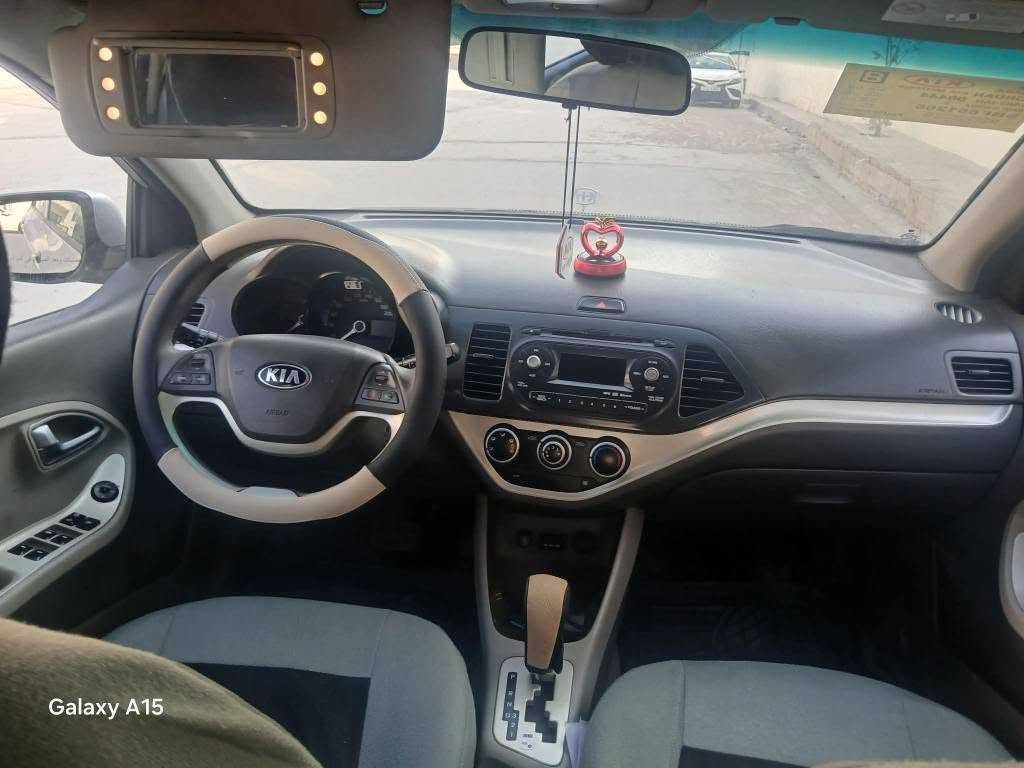 <<  كيابيكانتو >>    KIA شكل جديد نفخ 
ابودمار..موديل سيارة [[ 2013 ]].
-سعر السيارة (( ٧٥ )) ورقة وبي مجال.
- رقم سليمانية بأسمنا شرط التحويل وسيارة بية بطاقة كوبون البنزين.
-أتصال علرقم//
***********
- منشأه السيارة صناعة كورية.
-مكان سيارة كركوك.
- لون السيارة مميز (( سلفر )).
_ المواصفات السيارة خليجي...نشرات كلوب علشمسية...كير أوتوماتيك.. مكينة اربعة سلندر المرغوب مامفتوح علبلاد...تبريد وتدفئة...داخل سيارة مطعم برونزي علرصاصي...ويل كروم حجم اطارات14 بلادي...مانع ضباب..جامات كهرباء..مرايات كهرباء...تحكمات طرفين بلستيرن...بلوثوث...اواكس...ستوب لايت...يدات نيكل...مرايات شفط...إشاير بالمرئ...يو بي أس...جنح علصندوق بلادي...وكشن جك...كشنات مغلفة ماذة خام...كاعية مغلف جلد...أسبير جوكر علشركة...دوسات سبورت بلاد...سويج جداحة قفل مركزي سنتر لوك...نظام أيرباكات علبلاد.
-السيارة بية مكانين فقط صبغ وبدون الدواخل وحتى أيرباكات سليمة علبلاد.
- سيارة جاهزة بدون مصروف. كركوك, العراق
