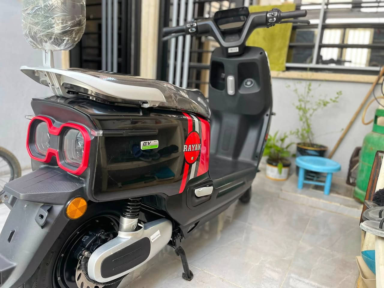 دراجة ريان موديل 24 زيرو ماشية 200 كيلو فقط
وصل شراء موجود من شهر الرابع مشتريها
شرط الفحص العقل وملف وبطاريات السعر 850 وبي مجال بسيط 
***********
