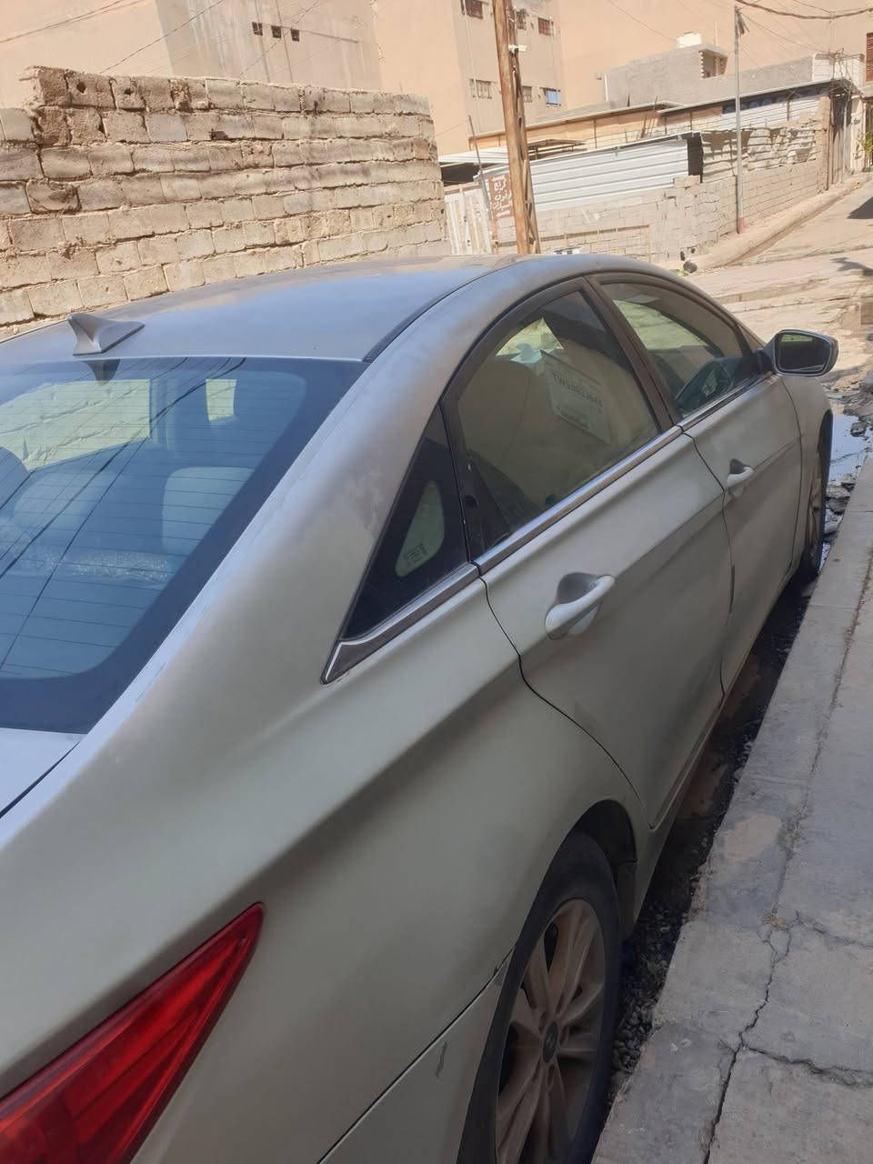 السلام عليكم ورحمة الله وبركاته 
للبيع او مراوس 
سوناتا٢٠١١ مضلع محرك gdi ٢٤٠٠ 
تبريد شغال 
كشن كهربائي 
وارد امريكي 
السعر ٧٨ وبيها مجال، العنوان الفلوجة 
للإتصال *********** ، ***********
