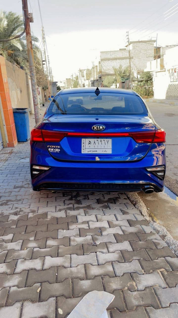 سلام عليكم
فورتي ١٩ أمريكي 
سيارة نص مواصفات 
مكينة ألفين دوش الكير محمور أي تي  السيارة اليبل واحد بدون يرباك
فقط بارد وبيهة  باب سايق وباب الخلف السايق بيهة بارد بصيت ما مصلحات
المكينة بيهة خيط تبخير
ماشية ١٣٠ /  السعر ١١٠  وبيهة مجال
المكان بغداد 
الرقم ***********
