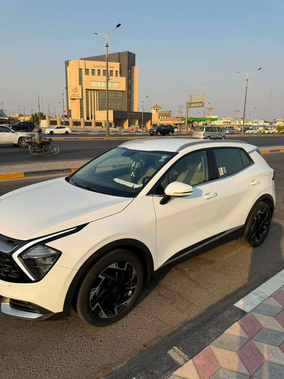 السلام عليكم 
كيا سبورتاج 2025 خليجي
فول مواصفات ما عده الفتحه 
ماشيه 24000km
بيهة باب صفحة العبري الخلفي بي طخة موضحة بلصور بارد الكشنان الئمامي كهرباء + تتفة شفتات استيرن 4وضعيات قيادة سايد ابريك بصمة 
اوتو هولد كامرة دوارة لايت لد بك لايت لد 
مكينة 2000 دوش ويل 19 شاشة منتصل دجتل 
السعر 212 وبيهة مجال قليل
امكان السيارة البصرة مقابل صناعية حمدان
الهاتف ***********
