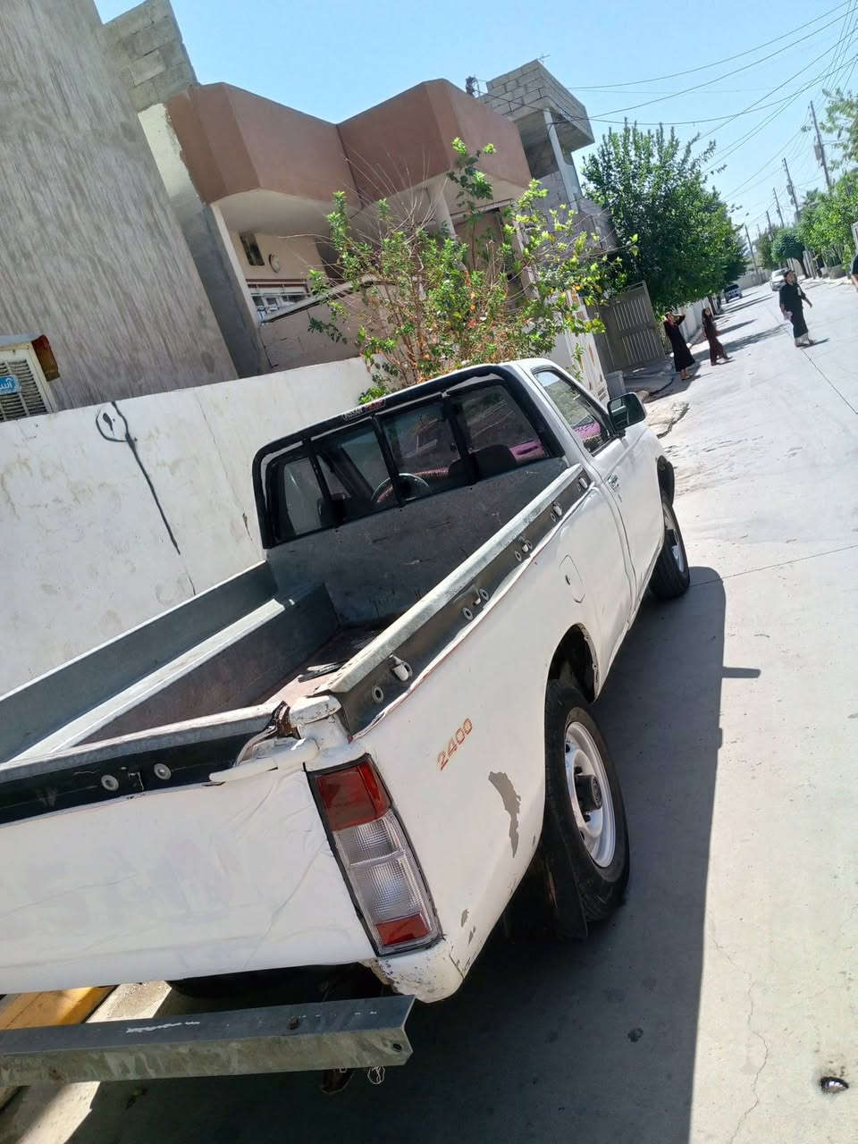سەرەتا بەناوی خوا
نیسان 2002 تەبرید کامل بۆیاخ ئاڕمی پلاستیکی سلێمانی ئاڕموو ئەوالیات‌ و غەرامە بەشەرت کارەبای و هەموو گیانی بەشەرت گێڕ و مەکینە و ئەکسل بەشەرت قوفڵ مەرکەزی 
سعری 55 مەعمەلەیەکی برایانە 
***********
***********
