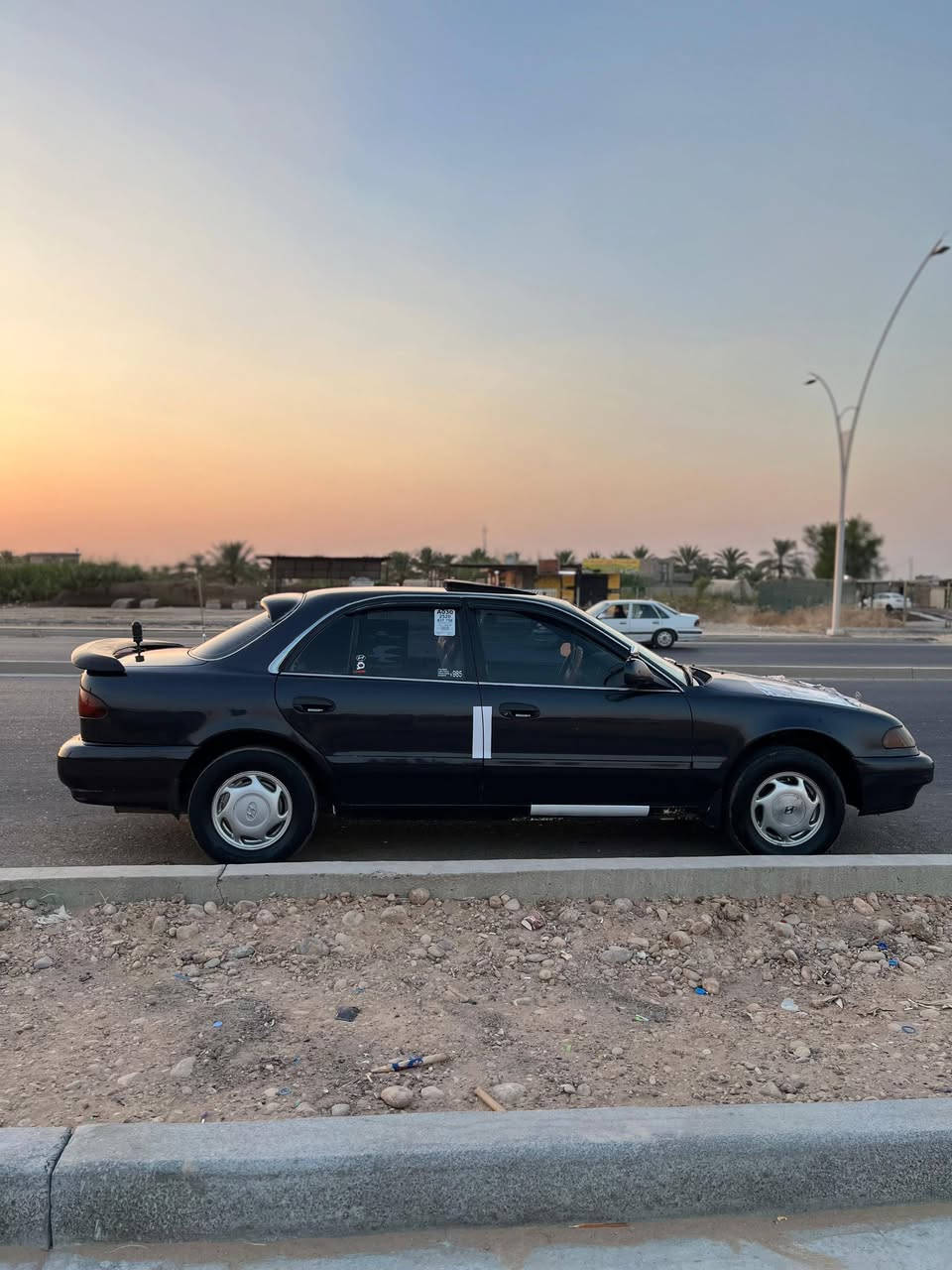 سلام عليكم للبيع سوناتا تو 
موديل ١٩٩٣
رقم بغداد  رقم جديد سنويه لل  2031 تحويل مباشر 
كير ومحرك شرط 
صدر جديد كهربائيات كلها شغالة
تخم تاير جديد ويل كب بلادي
جوم كهربا ء، سنتر لك قفل مركزي 
السياره جاهزه مال جناي احلا من الصور 
 ***********مكان تكر يت
