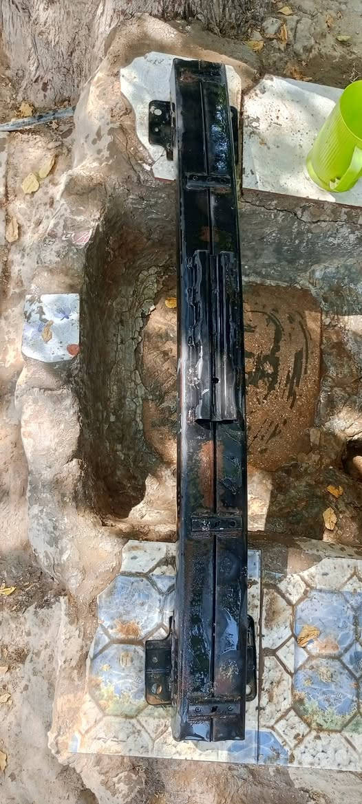 سلام عليكم غراض مال سوناتا نضيفات كلشي مابيهن بس الجاملغ بي خسفه بسيطه مبينه الجاملغ ايسر مكاني الديوانية قضاء غماس ***********اتصال
