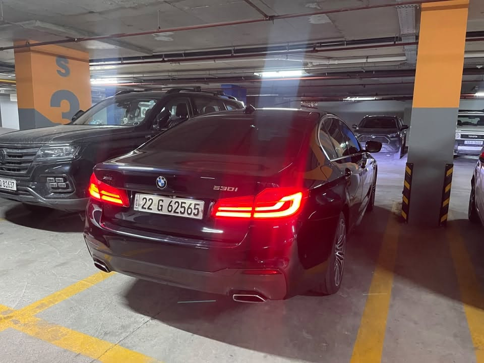 بي ام دبليو 530i • ٢٠١٩ • M سبورت