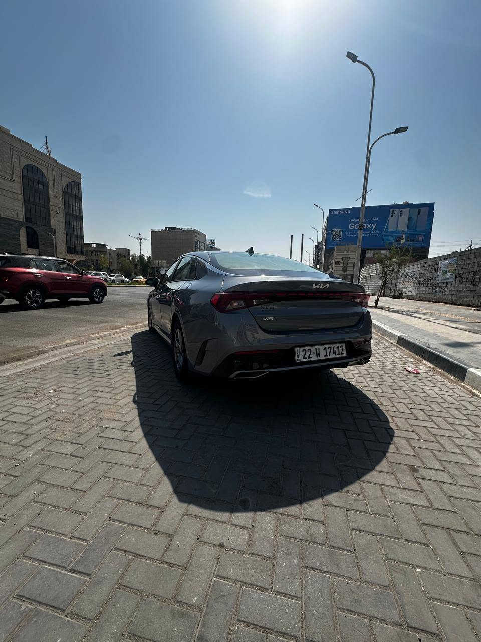 كي فايف 2023 رقم اربيل
تريد تحويل تريد وكالة 
بصمة - رادارات امامي خلفي - 
كامرة خلفي - تحديد مسار - 
السياره فول ماعده الفتحه 
السيارة بيها كلير قطعتين من امريكا صبغ فقط بدون ضربه بدون معجون 
والباقي كله كفاله حته الدعاميات كفاله
مكينة 1600 تيربو تستقبل اي بانزين 
السعر 185$
عنوان السيارة بصرة 
هاتف ***********
