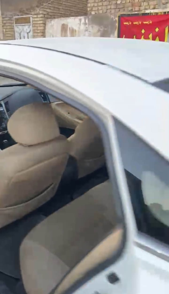 للبيع سوناتا موديل ١١ وراد امريكي حادث جاملغ وبنيد محرك ٢٤٠٠ 
السياره حيل نضيفه وماعايزه شي 
تحويل او وكاله 
مكانها واسط 
السعر ٨٥ وبيها مجال 
للاستفسار ***********
