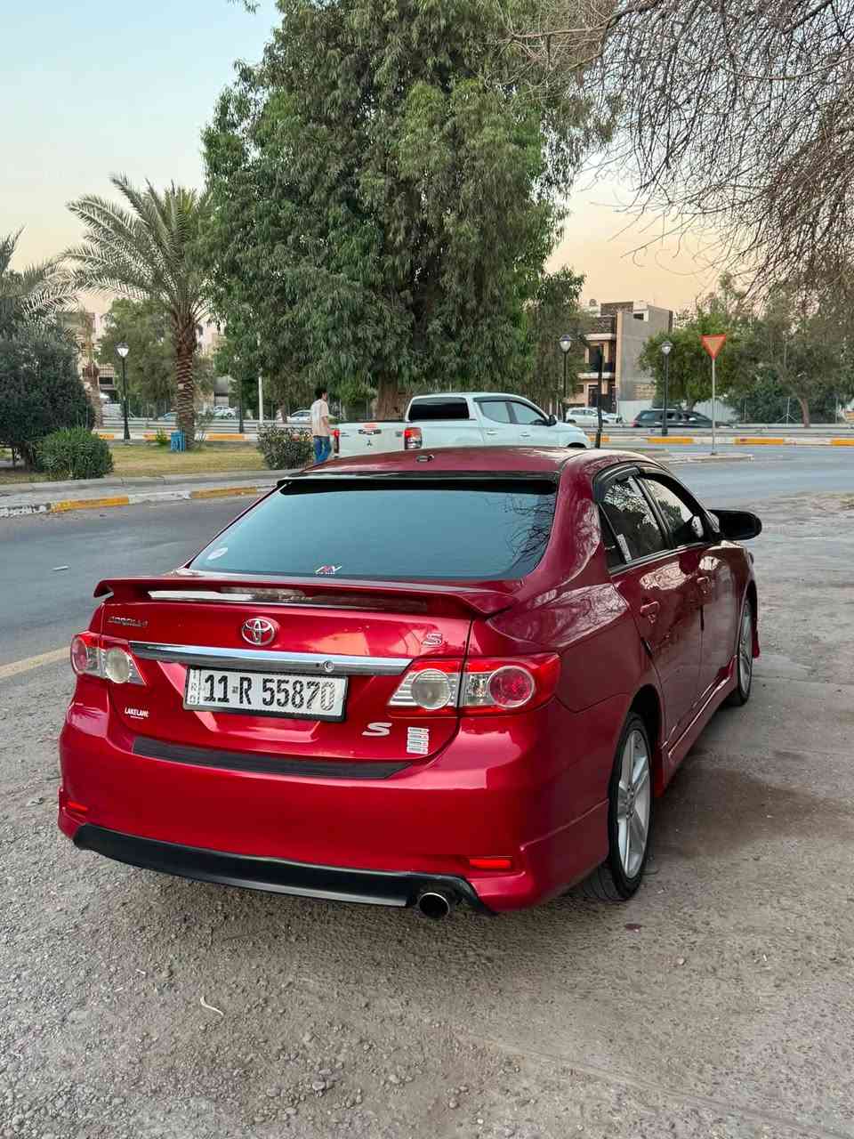 السلام عليكم 

للبيع او للمراوس 
كورلا S 
2012 
ماشية 100
وارد امريكي بدون حادث بدون كلشي
جديدة حيل حيل مابيها اي نواقص 
ادامة عامة مسويلها 
صار بيها بل عراق صفحة جلاتين (((بدون حادث))) اثر جراد خفيف 
مكانها بغداد اليرموك 
السعر 12 ونص وبيها مجال حك الجية
***********

