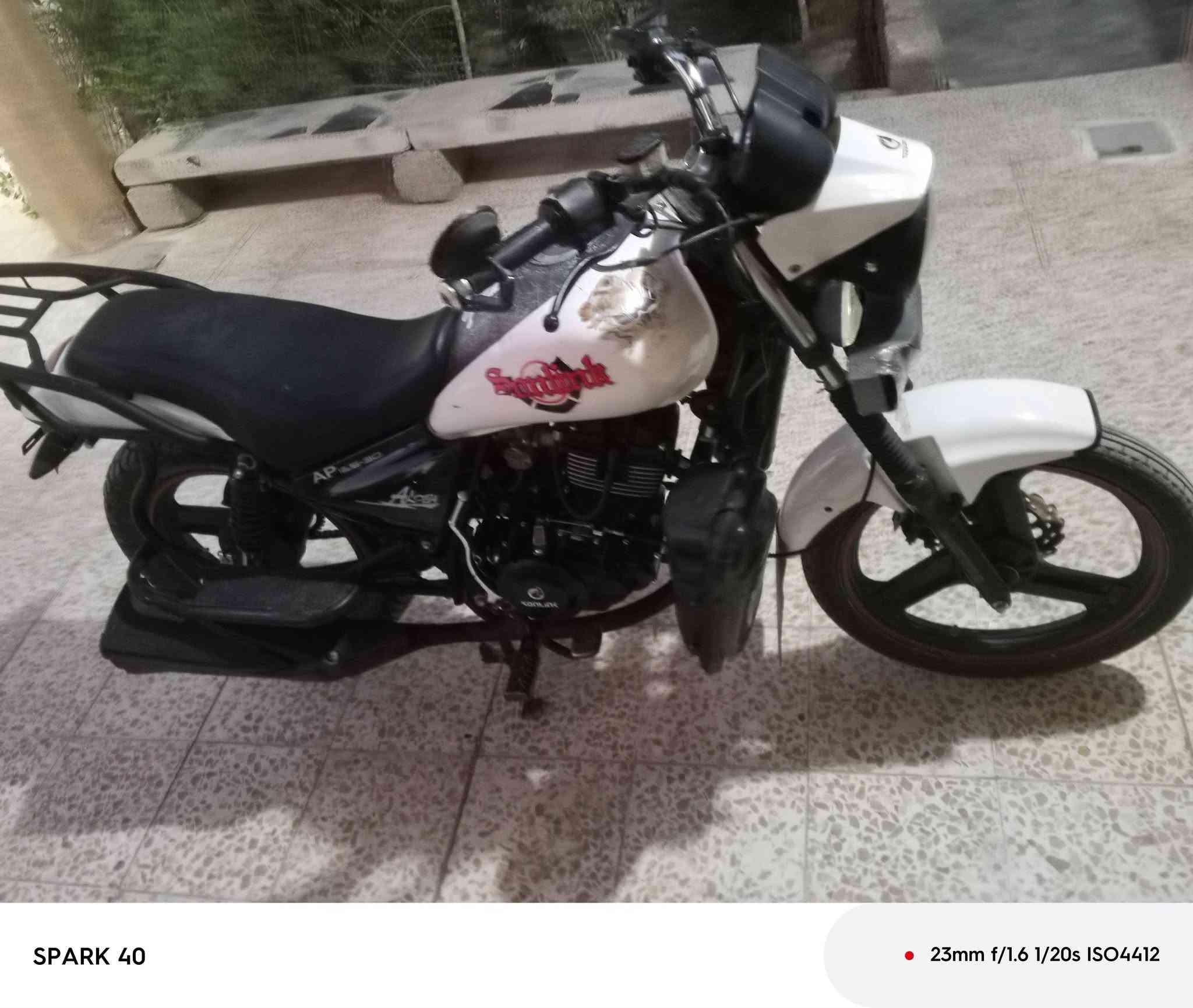 السلام عليكم دراجه سونك موديل 20فول نضافه مناقصه شي مكاني بعقوبه المفرك سعر850بي مجال  مراوس  يجي خاص  ***********

