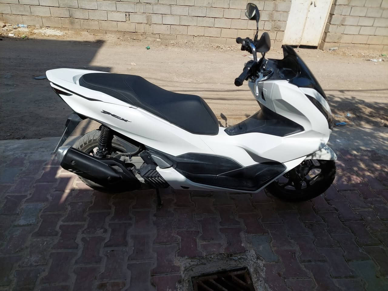 للبيع بي سي اكس جيل رابع مكاني بعقوبه السعر ١٤ ونص باقي التفاصيل اتصل ***********
