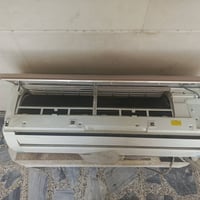 سبلت توسوت طن ونصف (1.5) نوع الغاز R22 مستعمل موسم واحد ومضموم نضيف جد...