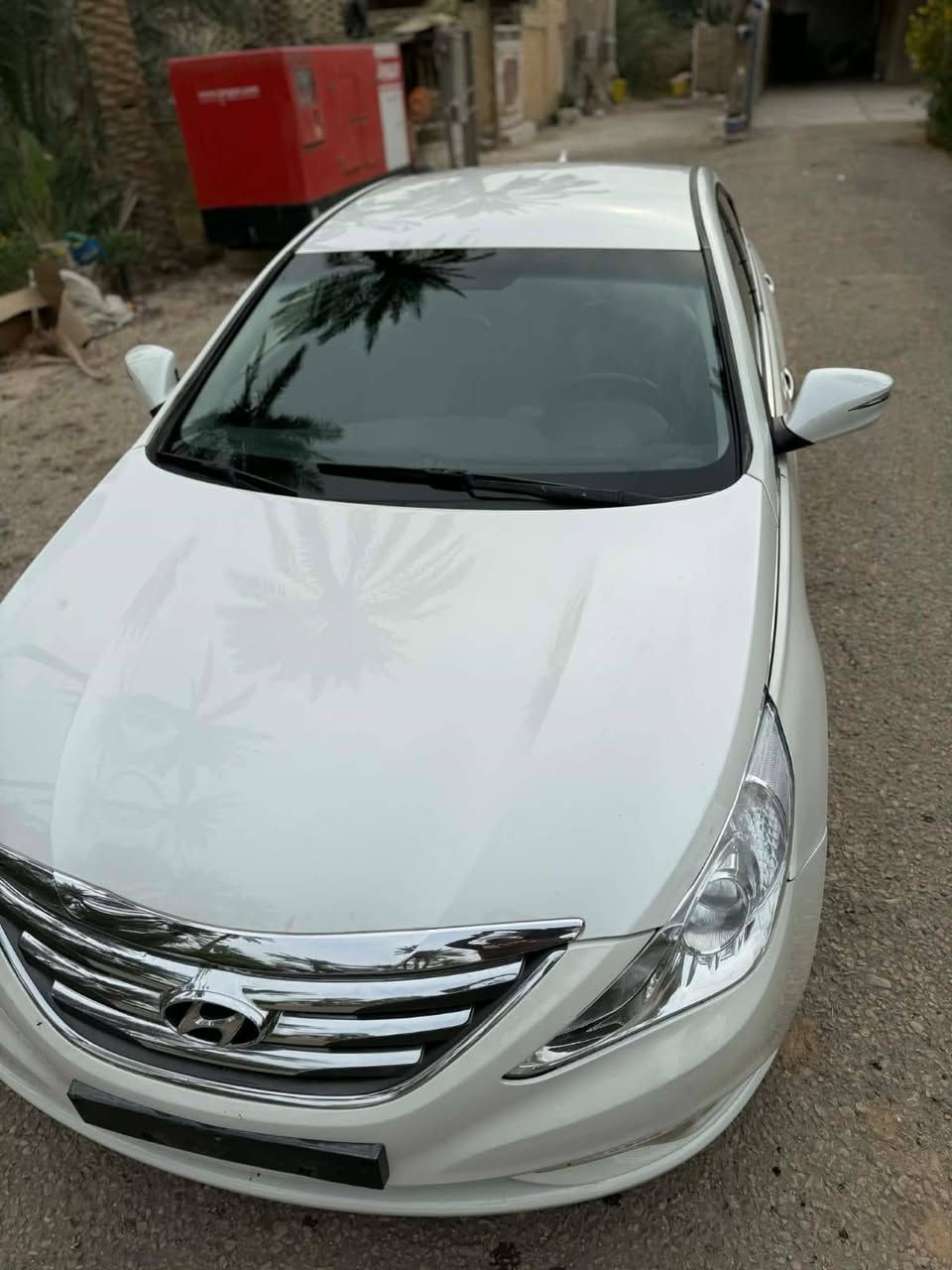 بسوناتا مظلع فول مواصفات الون ابيض بانزين  محرك الدوش المرغوب  فول مواصفات موديل ١٣  كامره دواره حساسات خلفيه تبريد  قطعتين  تدفئه  بالكشانه  والأستيرن  نظام الكير ٣   اكشانه جلد ادويه داخليه ترحيب وخارجيه  تشغيل عن بعد  بيه رقم واحد ألماني  بغداد الأصلي  فقط 
 بدون سنويه  سعر 55 وبيه مجال 
الاستفسار على رقم. ***********
