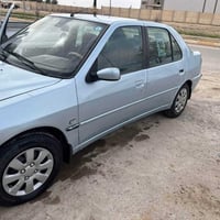 بيجو 306 • موديل 2001 • رقم بغداد دولي
