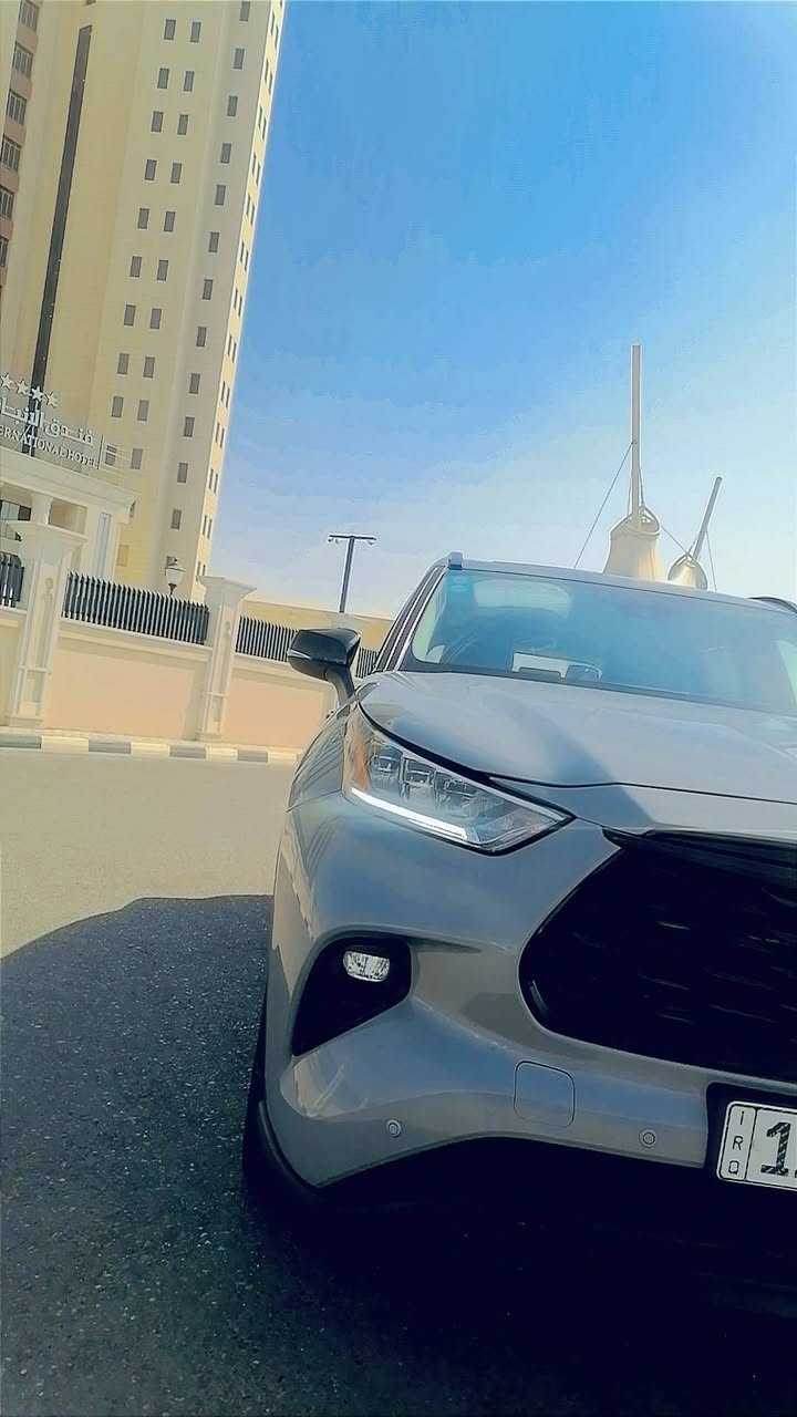 السلام عليكم ورحمة الله وبركاتة سياره هايلندر 2024بلاك ادشن هايبرد خليجي عبد الطيف فول مواصفات رقم بغداد ماشيه 48 الف كفاله عامه الون المميز سمنتي العنوان الانبار الرمادي  *********** السعر عل خاص لي يعرف بيهه وبمواصفاتهه يتصل وبسعارهه
