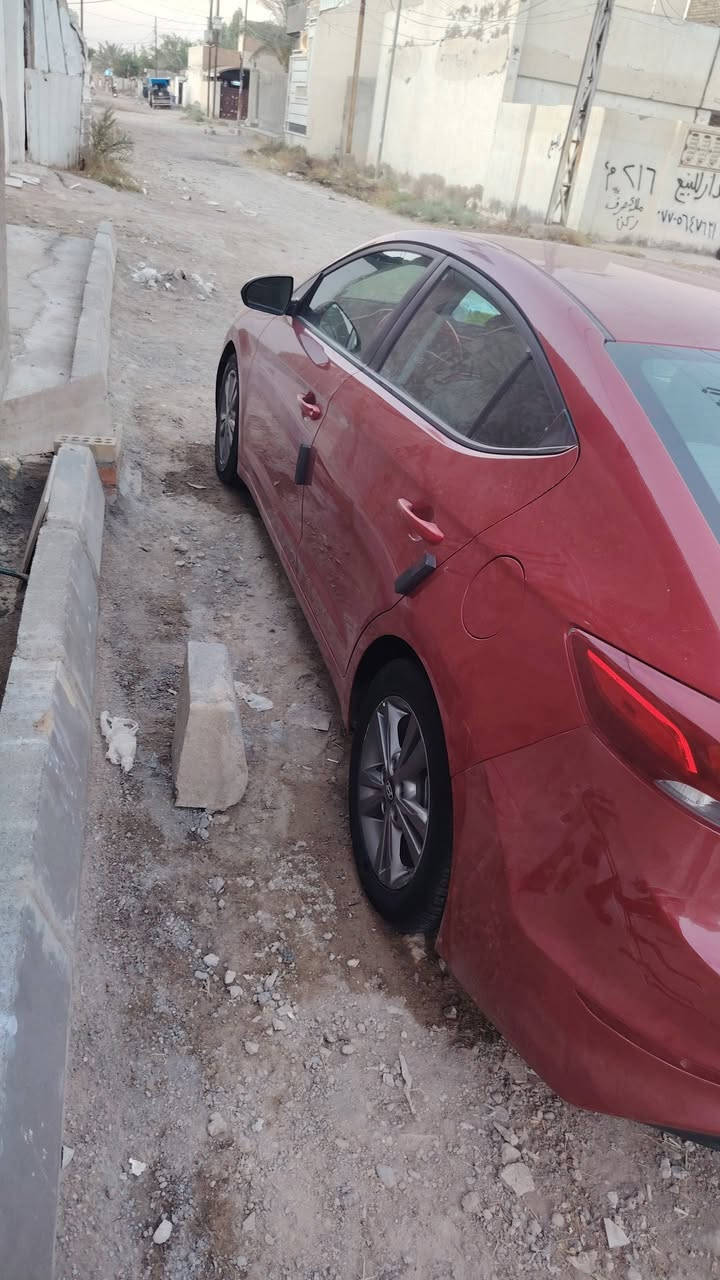 النترا موديل 2018 سياره كير مكينه كفاله حادثها بأمريكا دعاميه خلفيه مكسوره وبيها بل عراق ٣ قطع صبغ  تبريد ثلج صدرها جديد ماشيه 96 ميل ***********
