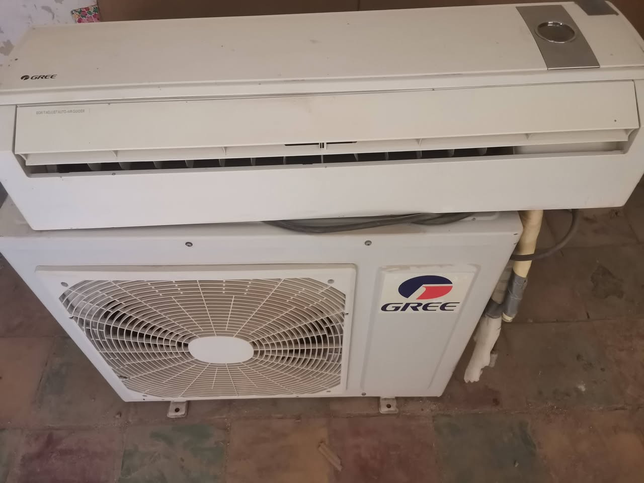 سبلت گري طن ونص كامل سعره 250  مكاني البصره الزبير ***********
