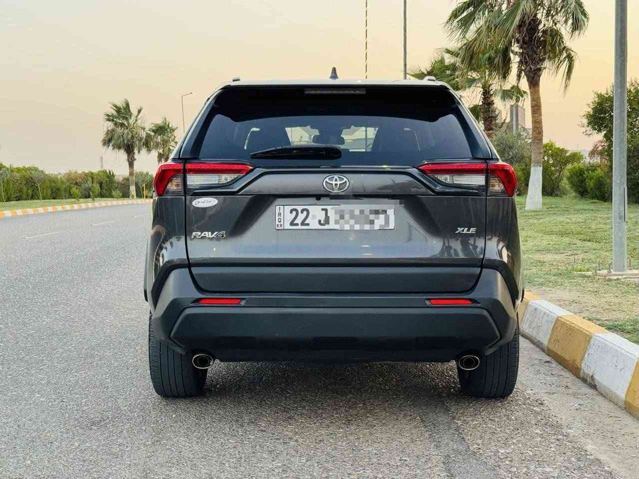 راف فور امريكي ٢٠٢١
ضرر فقط جاملغ سايق بدون ايرباك، ما مبدل بلادي. دعامية بلادي مصلح فقط وبي شخط بسيط باب سكن مامصلح ماشية بامريكا 81000 ميل
حاليا ماشية 133000 ميل 
المواصفات
 XLE Premium
رقم اربیل السنوية باسمي
سلایت
رادار
فولیوم
تحدید مسار
أوتوهولد بریک بصمة
مرایە رادار اشارة بالمرايه
ویل کروم ١٩
شاشە
كشن السائق كهرباء
جنطة كهرباء
بصمة
الارضية مغلفة جلد
مکان كركوك .
الرقم فقط واتس اب ***********
