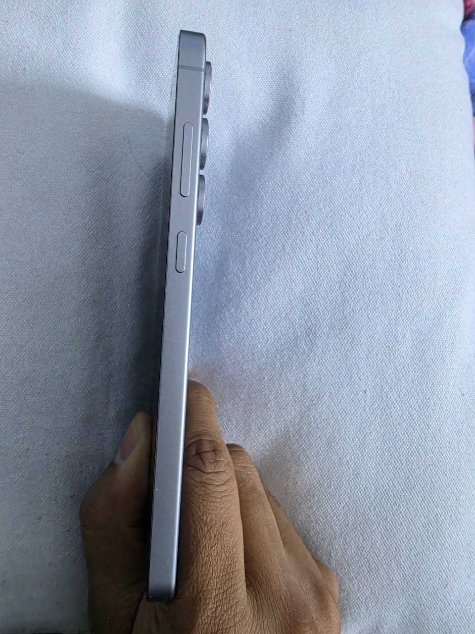السلام عليكم
سامسونغ galaxy S25 FE مستخدم اقل السنة كلش نظيف لا شخط ولا خدش ولا داخل صيانة، لون ازرك ذاكره ٢٥٦ غراضة كاملة وانطي ويا كفرات بلاش، رايدة ب٦٥٠ الف وبي مجال بسيط.
***********
