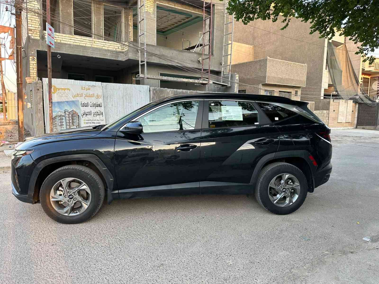 🚘 هيونداي توسان 2023
🇺🇸 وارد أمريكي كلين كلين
📍 ماشية 70 ألف كم
📑 رقم بغداد وباسمي — تحويل بنفس اليوم
⚙️ كشنات تدفئه 
      ستيرن تدفئه
    سايد بريك بصمه 
🖤 اللون: أسود
✨ سيارة حلوه كلش 
حادث حافه البنيد فقط 
بدون صبغ السيارة ولاقطره صبغ 

💰 السعر: 170$
🔸 وبيها مجال بسيط للطيبين 

📍 العنوان: بغداد – بغداد الجديدة
📞 ***********
