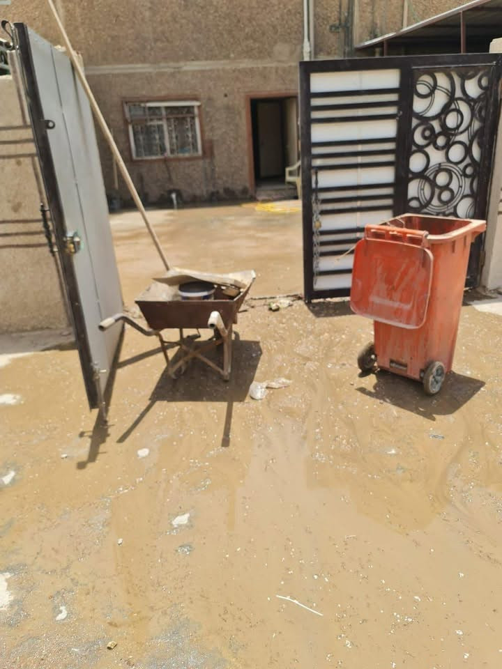 السلام عليكم
بيت للبيع البياع حي الرسالة مقابل الشقق والعاب الكرخ( دور الموظفين البناء الجاهز)
المساحة ١٧١ متر الواجهة ٦ النزال٢٨.٥
يتكون من كراج سيارة ومطبخ وصالة كبيرة وغرفة نوم ومخزن وحمام مع حديقة خلفية والطابق الثاني غرفتين نوم وحمام السعر ٢٣٠ مليون البيت فارغ وجاهز للسكن
لتفاصيل اكثر  الاتصال على الرقم 
***********
