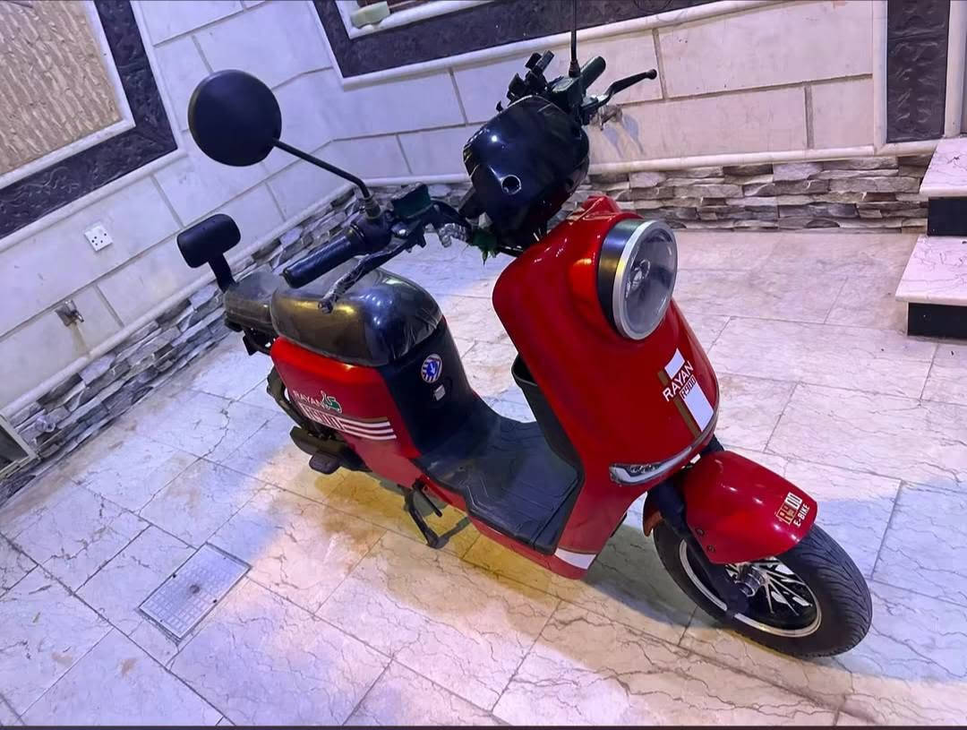 دراجه r900ريان مديل 26 دراجه جديده كلشي شغال شرط الفحص بعدها عدل دراجه  مالت محمد الوكيل  بطاريات ريان مديل 26 دراجه حلوه ونضيفه عنواني بصره شط العرب الجزيره شارع الصقر قرب مدرسه الصقر السعر 600وبيها مجال  للشراي والموشراي لاتراسل وتعب روحك الاتصال ***********
