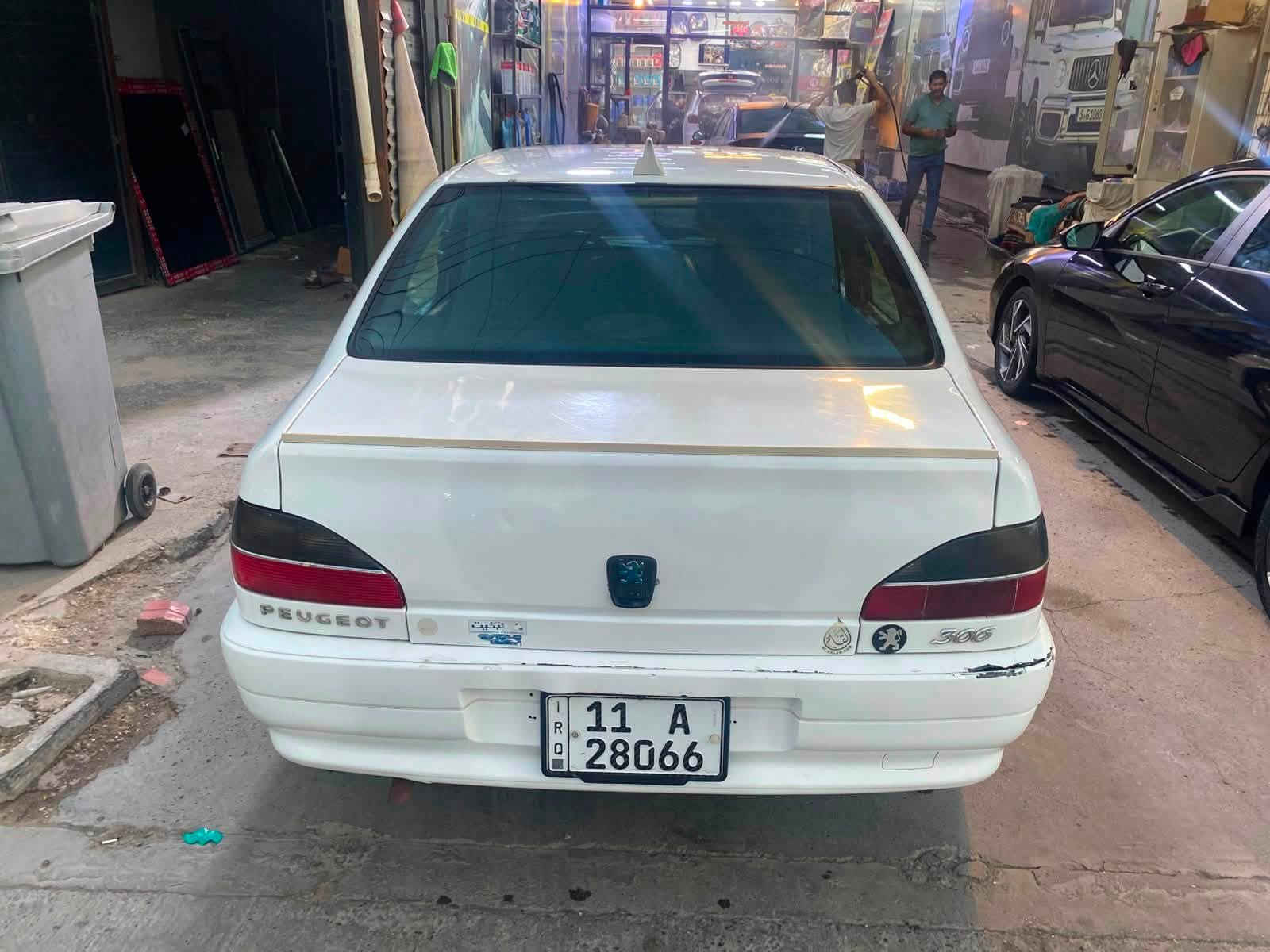 بيجو ٣٠٦
موديل ٢٠٠١
رقم بغداد 
كير عادي 
نقص تبريد بولي مال كمبريسر فقط 
السعر ٤٠$
 مكاني حي الجامعه 
***********
