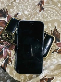 ايفون اكس ار • ٦٤ جيجا • بطاريه ٧٩