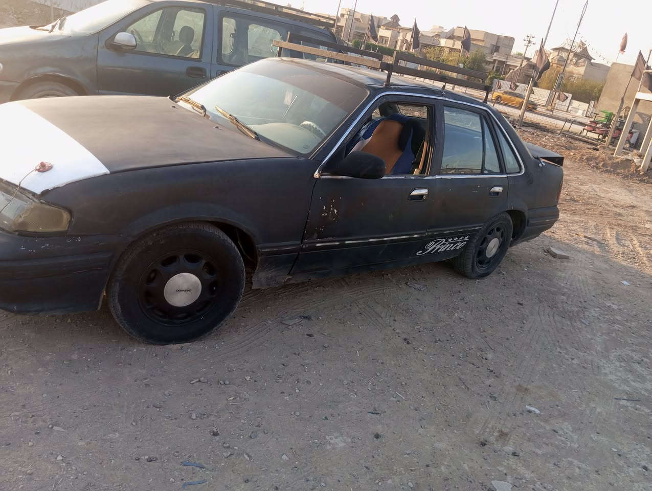 من رخصه مدير الكروب المحترم سلام عليكم للبيع برنس مديل95 مكينه وكير واكسل في حاله جيده  تبريد ثلج سنوايه جديد وهز جديد صدر امامي خلفي جديد تخم تأير السعر 20 تحويل مباشره العنوان بغداد ***********
