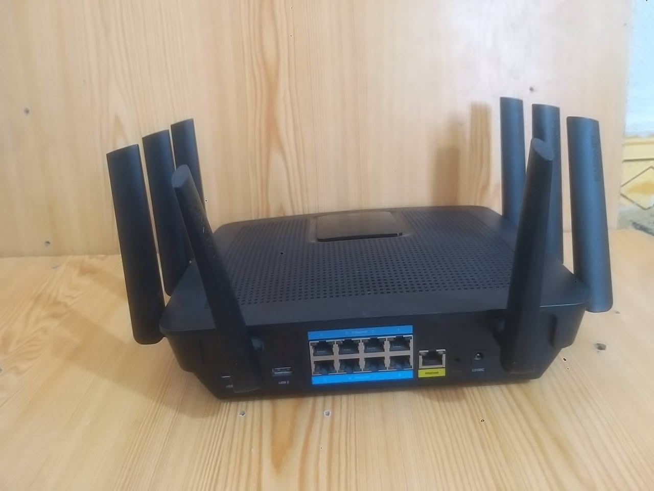 راوتر  كيمنك  LENKSYS  للبيع 

AC 5400

2.4 GHZ   //  5 GHZ    يبث بترددين

ألسعر   85  ألف 

متوفر توصيل جميع محافظات العراق

واتساب  ***********
