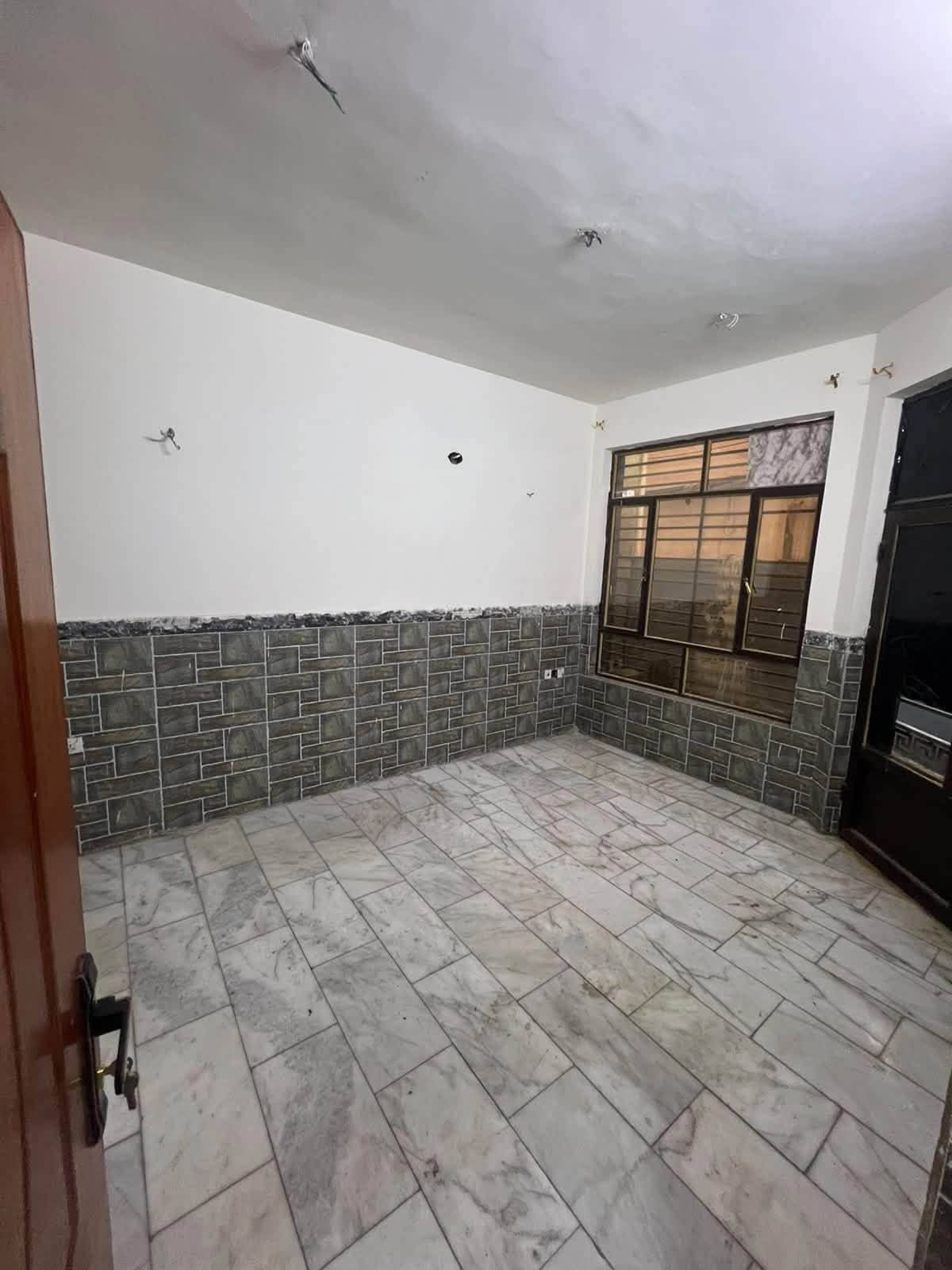 🏡 للإيجار في السيدية
دار سكني بموقع مميز قرب شارع الخيزران

📐 المساحة: ٥٠م

🔹 يحتوي على:

• غرفتين نوم

• صالة

• مطبخ

• خدمات

💰 السعر: ٧٥٠ ألف

━━━━━━━━━━━━━━

للاسـتفسـار الاتـصال علـى الارقـام التـاليه  او زيـاره مكـتب عبدالله الرفيـعي السيـديه_شارع الضـباط_ مقابل مجـمع لحـوم جويـلي 

#مكتب-عبدالله-الرفيعي

***********

***********

***********

━━━━━━━━━━━━━━━

#بيت #عقارات #منزل #بيع #وساطة_عقارية

#شركة #سيدية #بغداد #عراق

#عقارات_السيدية

#عقارات_الكرخ #ايجار_تجاري

#بنايات_سكنية

#عقارات_القادسية #عقارات_اليرموك #عقارات_المنصور

#عقارات_الحارثية #عقارات_الكاظمية #عقارات_الاعظمية

#عقارات_العطيفية #عقارات_حي_الجامعة
