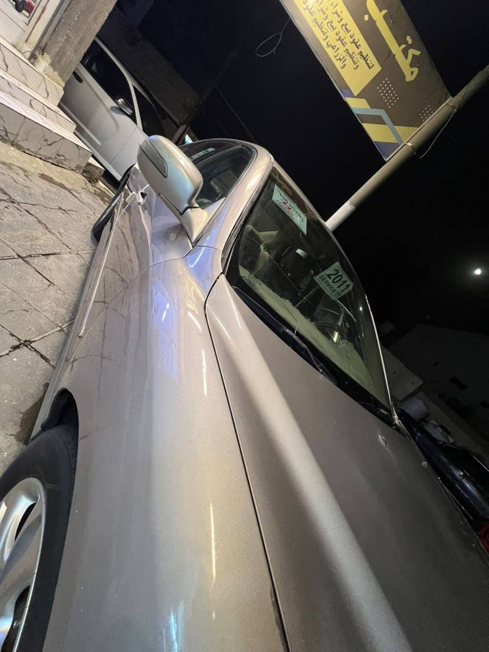 سلام عليكم
للبيع ازيرا موديل ٢٠١١ خليجي 

فول مواصفات فتحه اشاير بلمري 

محرك v6  2700  خليجي

لون سلفر  رقم بغداد تحويل مباشر 

كامره خلفيه دوار حساسات 
شاشه 
تبريد قطعتين ثلج ❄

السياره كفاله من الضربه وتبديل 

فقط صبغ دعاميات وتكحيل مكانات 

جاهزه حداده تخم تاير السياره الف ما تصرف عليه 
مكاني ناصريه قلعه سكر 
***********
***********
السعر ٩٥  وبيه مجال للشراي

امانت الله السياره احله من الصور
