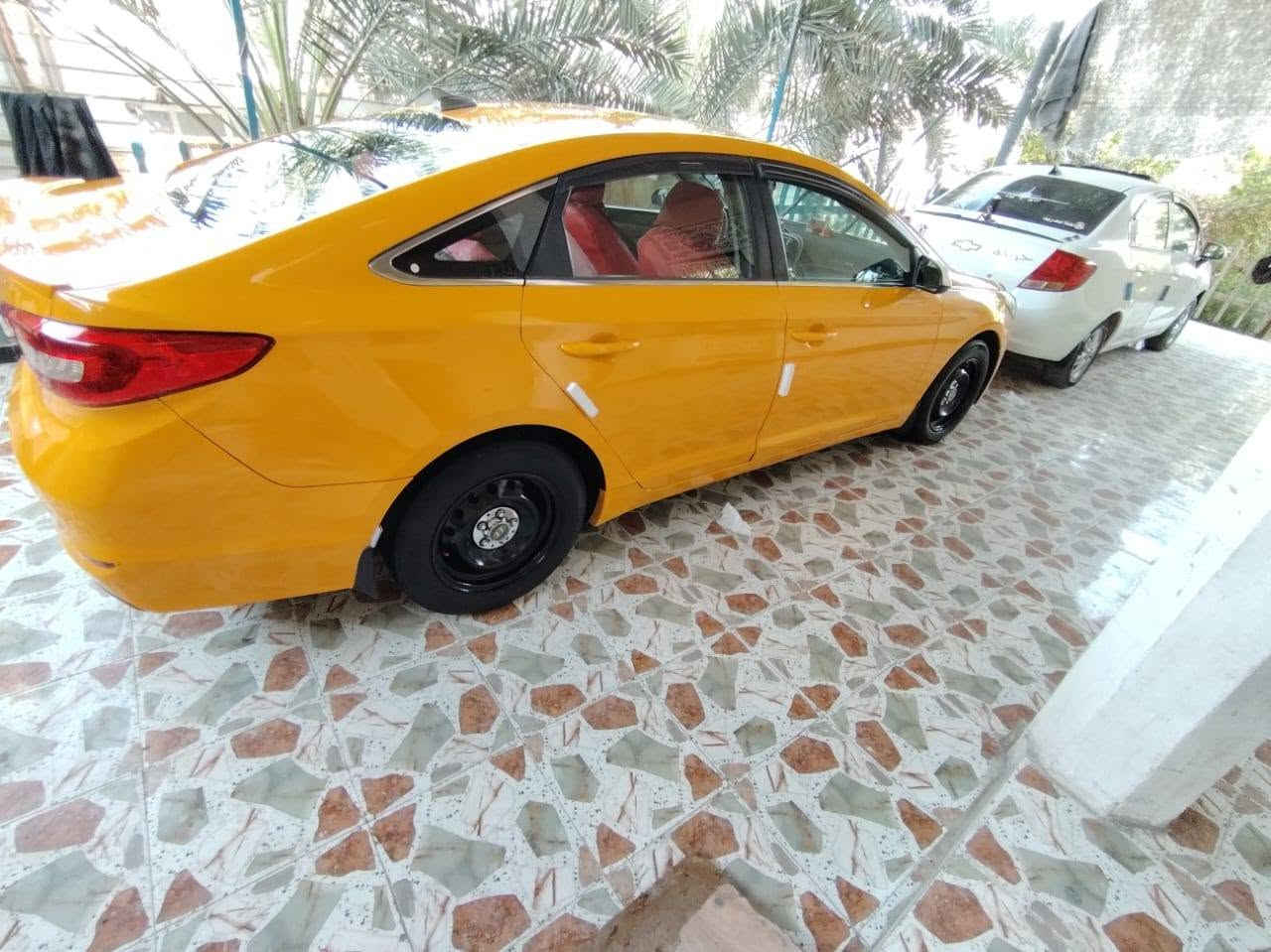 سوناتا وارد امريكي موديل 2017 مكينه 2400  لاتنقيص ولا تبخير كير أو حداده أو تبريد كل شقال تخم تأيرات لايت زنون سياره بسمي السنويه ال30سياره جازه من كلشي العنوان البصره ابو الخصيب هاذ رقم*********** ابو الخصيب, البصرة
