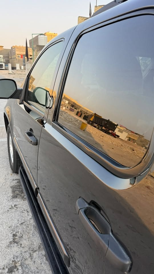 تاهو ادوات الموديل 2008 اسود  كفاله من الضربه والگص وفتح الشاصي بيها صبغ تجميل  تجميلي السياره كلش كلش جديده كواتم ابلاد تبريد ثلج جاهزه من كل النواحي  السعر 75بيع فقط بدون مراوس  هاتف ***********  سدة الهنديه العنوان

