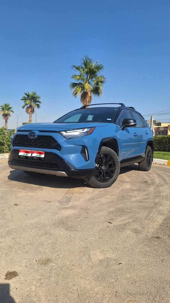 للبيع تويوتا رافور هايبرد 2023
TOYOTA RAV4 XSE Hybrid 
✅️ موديل 2023
✅ وارد أمريكي
✅ كلين تايتل 100% ((بدون حادث))
✅ أعلى فئة XSE قفلت الرافور مواصفات 1/1
✅️ ممشى 17,000 ميل
المواصفات
▪️السيارة تو كلر سقف اسود 
▪️ محرك 4 سلندر سعة 2.5 لتر هايبرد 
▪️بقوة إجمالية 219 حصان.
▪️ نظام دفع رباعي إلكتروني AWD.
▪️ ناقل حركة أوتوماتيكي E-CVT.
▪️ صرفية وقود حوالي 17 كم/لتر.
▪️ جنوط رياضية قياس 18 إنج لون أسود.
▪️ إضاءة LED أمامية وخلفية كاملة.
▪️ مصابيح نهارية LED.
▪️ شبك أمامي وتصميم رياضي خاص بفئة XSE.
▪️ مقاعد جلد SofTex رياضية بخياطة زرقاء مميزة.
▪️ مقاعد أمامية مدفأة.
▪️ مقعد السائق كهربائي 
▪️خاصية الميمري لحفظ الوضعية.
▪️  بانوراما .
▪️ دخول ذكي لجميع الأبواب.
▪️ تشغيل المحرك بالبصمة.
▪️ شاشة وسطية قياس 10.5 إنج تعمل باللمس.
▪️ دعم Apple CarPlay وAndroid Auto.
▪️ شاحن لاسلكي للهاتف.
▪️ عدادات رقمية حديثة.
▪️ كاميرا خلفية عالية الدقة.
▪️ باب خلفي كهربائي.
▪️ مثبت سرعة راداري ذكي.
▪️ نظام المحافظة على المسار.
▪️ نظام التحذير من التصادم الأمامي مع الكبح التلقائي.
▪️ مراقبة النقطة العمياء.
▪️ تنبيه حركة المرور الخلفية.
▪️ حساسات أمامية وخلفية للمساعدة على الاصطفاف.
▪️ وسائد هوائية متعددة وأنظمة أمان متطورة.

السيارة مكفولة كفالة عامة شرط الفحص 
صور امريكا بالمنشور

سعر 300 وبيها مجال

رقم المالك : ***********
