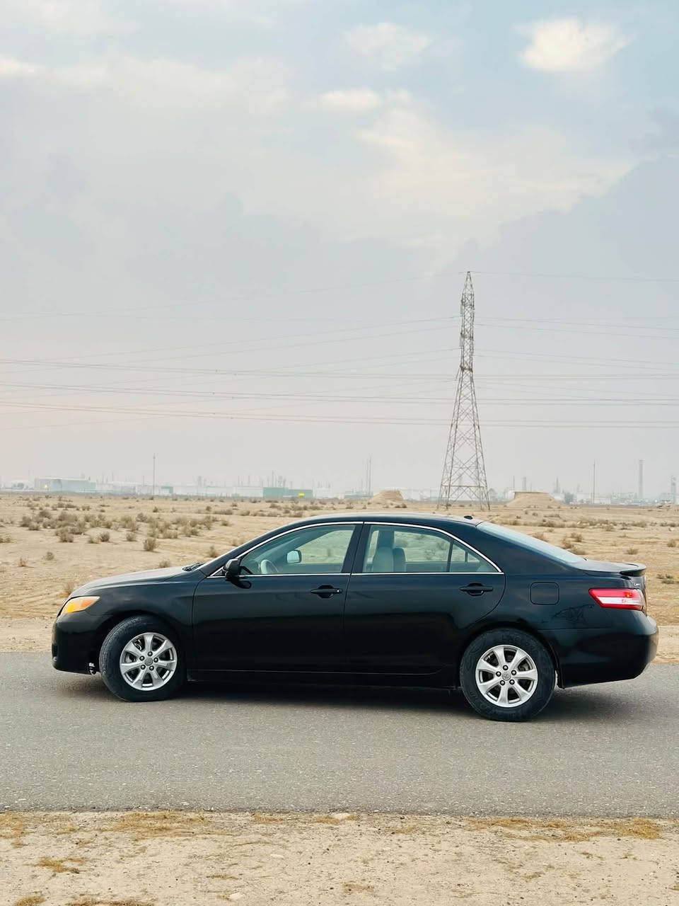 كامري LE • ٢٠١١ • قير اوتوماتيك