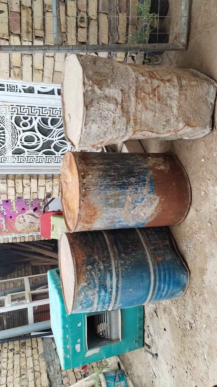 مبردات • ٤ براميل • مشتغلات موسم واحد
