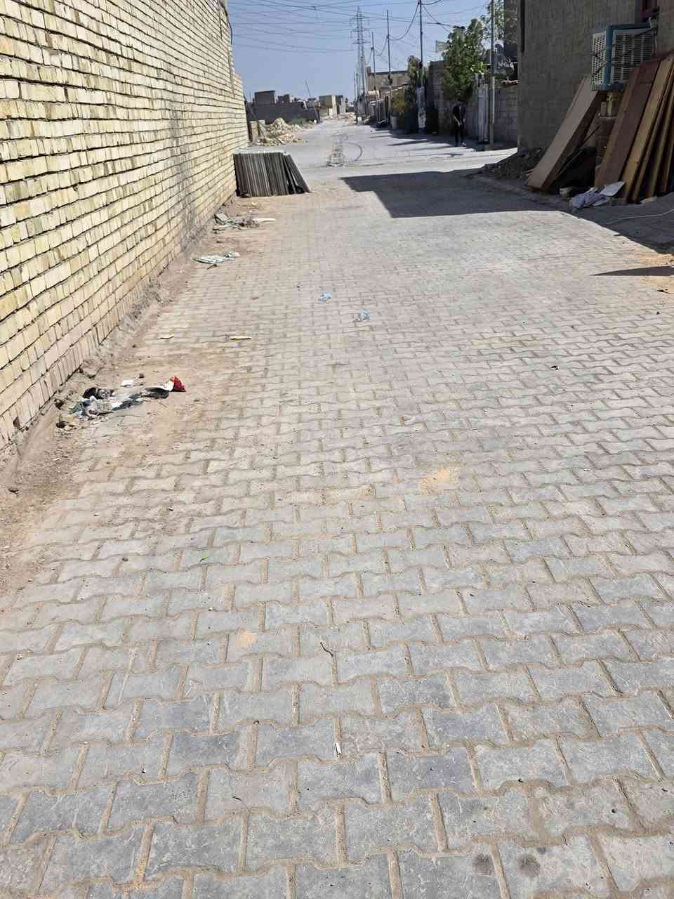 عندي قطعه ارض للبيع كافه لخدمات بسعر مناسب  لعنوان بغداد سبع قصور شارع كريش  للاستفسار  ***********   
***********

