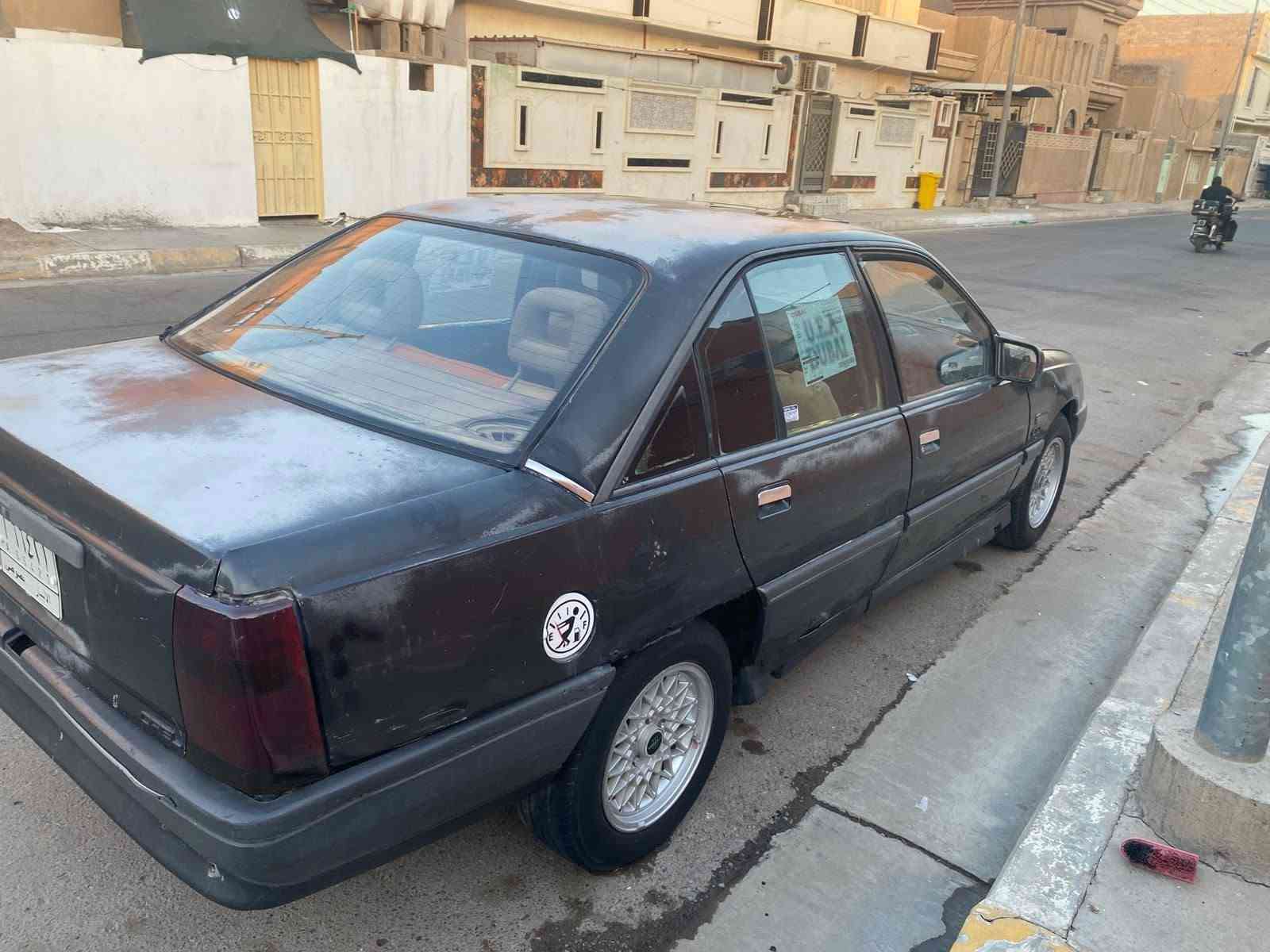 السلام عليكم 
اوبل اوميكا موديل 1990 كير أوتوماتيك محرك 2000 رقم انبار الماني سنوية 25 سيارة عالبلاد بدون لا ضربة ولا صبغ فقط جراد مكانها فلوجة السعر 22 وبيها مجال للاتصال ***********
