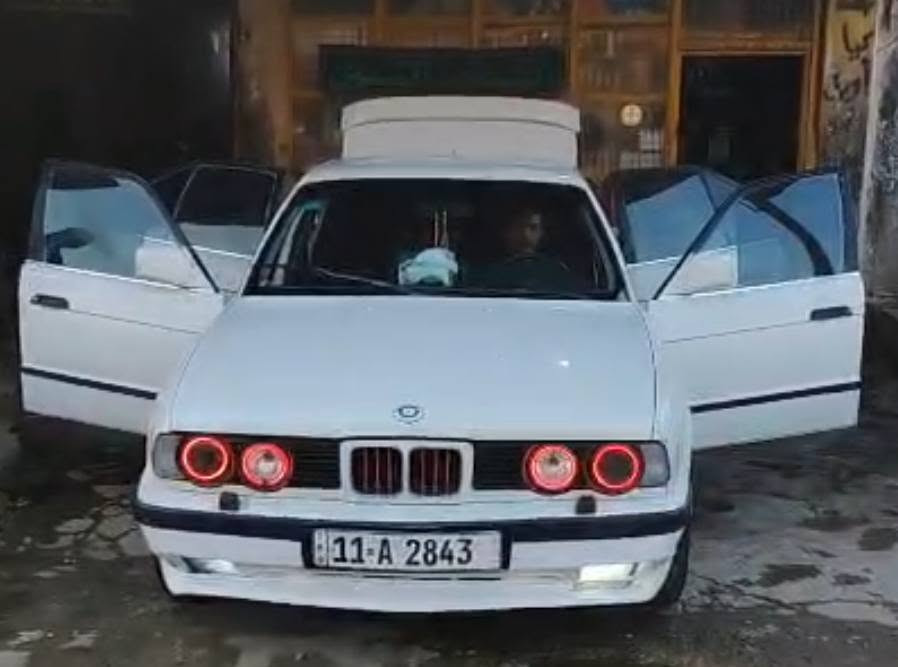 السلام عليكم
BMW525i 🤍
مسكر 1991 للبيع 
رقمه بغداد نكليزي  
مكينه وكير بجيس جدد☑️
تبريد ثلج ❄
حداديه جديدة
عليه ادامه كامله فيت بم ونوزلات وبلكات وفلاتر 
لايتات عيون شيطان 
زنون اصليه لد عدسه شرط نهار 
اشاير لد ✴️
شاشة ومنضومه سماعات دمام 🔊
سنتر لوك دبل ريموت 
فتحه سقف عاطلة
تفاصيل اكثر خاص او واتساب

عنواني النجف المشخاب
*********** 

سعر 46وبيه مجال
