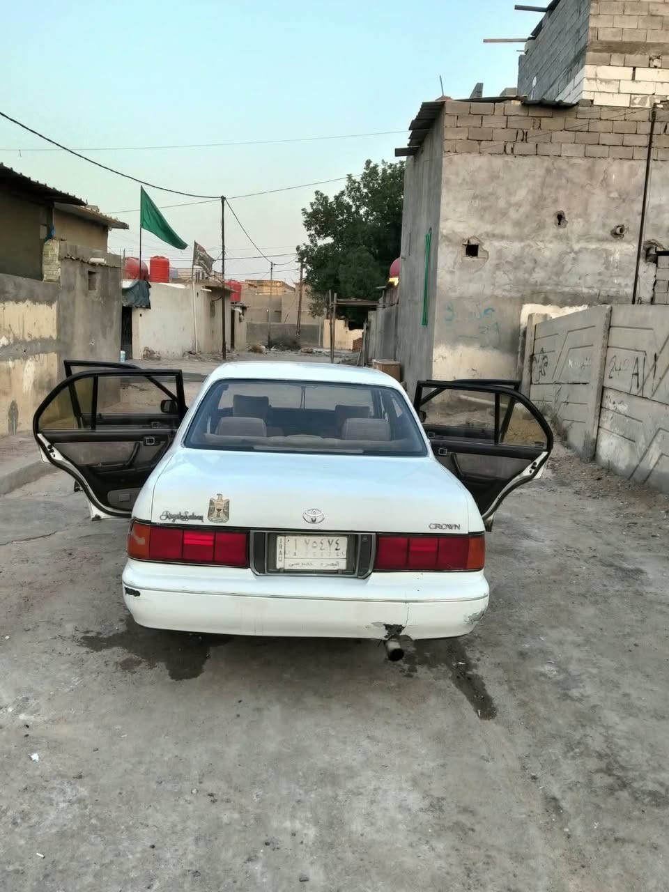 كراون ارنب للبيع السيارة أصولية وسنوية موجودة
العنوان البصرة 
للتواصل والاستفسار ***********
