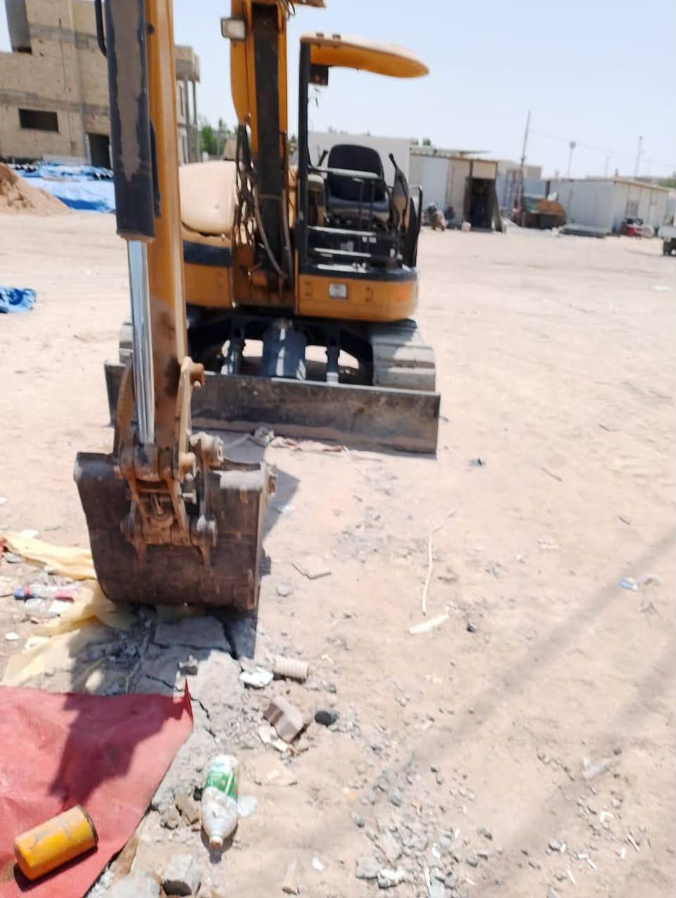 حفارة للبيع 
***********
كربلاء
