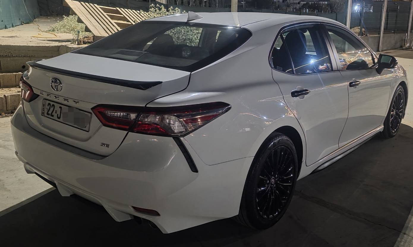 TOYOTA CAMRY 2019se
سەیارەیەکی زۆر زۆر جوانە و بێ کێشەیە
گێر و مەکینە و تەقە و رەقە بە شەرتە و یەک دیناری مەسرەف نیە 
یەک پارچە سبوخە
دوو پەڵەی پی دی ئاڕی هەیە 
سەنەوی بەناوی خۆمە 
شوێن هەولێر 
٩٦٠٠٠مایل ڕۆیشتیە 
نرخی ١٧٧  $ وەرەقە 
وەتساپ و رەقەم : 
***********
ئەوەش رەقەم شانسیە
4T1B11HKXKU742222 أربيل, العراق
