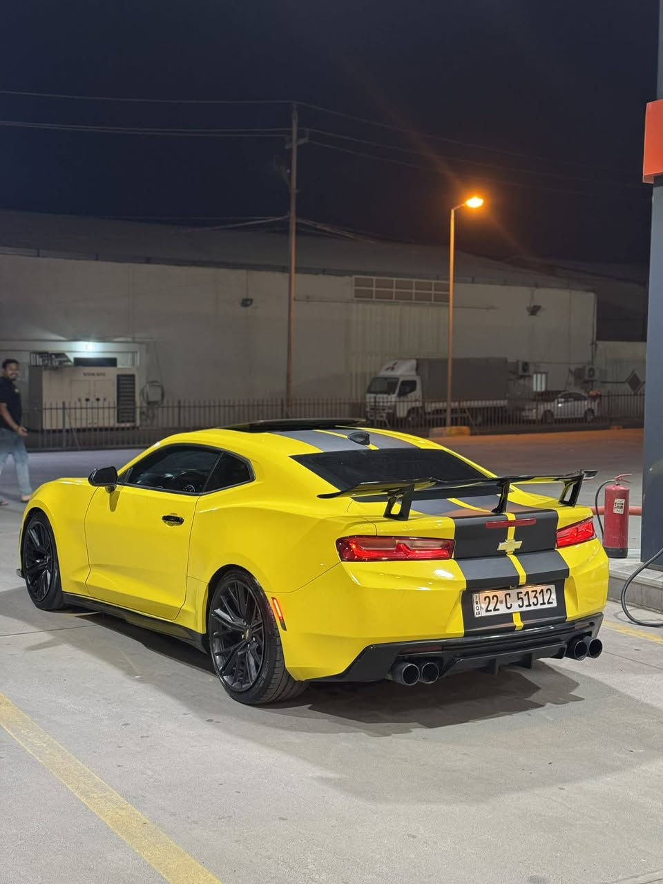 بسم الله الرحمن الرحيم
شيفروليه كمارو RS (Rally Sport) 2016

السيارة 1-Limited
2- لون ليموني اصفر مميز / اصل 
3- سنوية مجددة 2031 
4- هزة جديدة 
5- رقم اربيل الدولي 
6- فتحة سقف
7- تحكمات ستيرن جهتين
8- شفتات سبورت
9- شاشة 
10- كامرة دوارة 
11- حساسات
12- الكشنات كهرباء 
13- مثبت سرعة 
14- لايت زراعة نهار مسوي بسعر 450$ 
15- سستم صوت جديد 
16- اطارات جديده صار اسبوع من شديتهم 
17- لد داخلي 
18- ماشية 120 كيلو 
19- وضعيات القيادة ثلاثه 
20- تشغيل عن بعد 

كير محرك كفالة حادثة مقدمه الجاملغات الامية وطرف البنيد اعتذر عدم وجود صور الحادث ادزلك رقم الشاصي وشوفهم . والي ميعجبه السعر هوايه اكو بالسوك ان شاء تاخذ الاحسن لكن كل سيارة ونظافته .
ربي يرزق الجميع ويحفظكم ربي 

السعر 115$ 
مكان السيارة #ميسان
*********** متواجد واتساب
