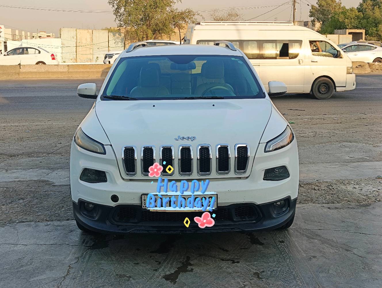 السلام عليكم جيب شيروكي لمتد 2017بدون ايرباك حادثها موضح
بالصور
بيع او مراوس حسب القناعه 
كشنات جلد
كشنات تدفئة
كشن السايق كهرباء
كامرة خلفيه دوارة
شاشه كبيرة
بصمة وتشغيل عن بعد
كير 9 نمر
محرك2400
اشاير بالمري
اشارة ترحيب
عدسات وبلاجكتورات زنون
محرك جديد صار 4 اشهر من شديته
تخم تاير جديد 
 السياره خير من الله 
رقمها سليمانية  الجديد
سنوايه لغاية 2029
السعر 115 وبيها مجال بسيط
ترايك وين ما يعجبك اطلع وفحص 
مكان السياره بغداد
***********